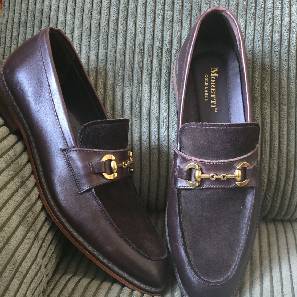 Men's Classic Brown Loafers